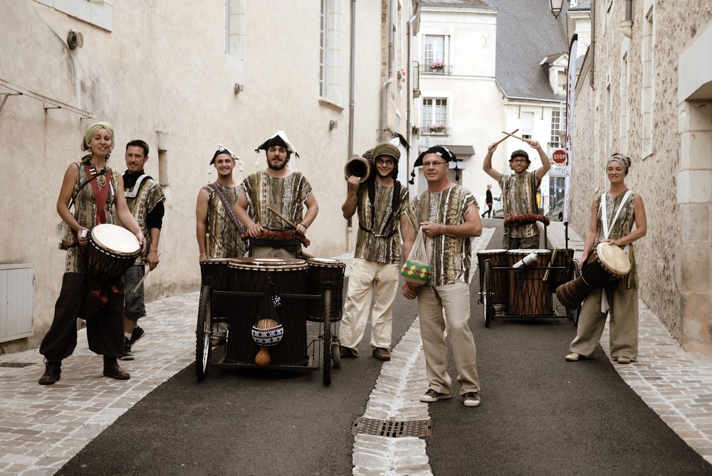 Le Collectif Dalilou : Prestation musicale à Baugé, Maine-et-Loire